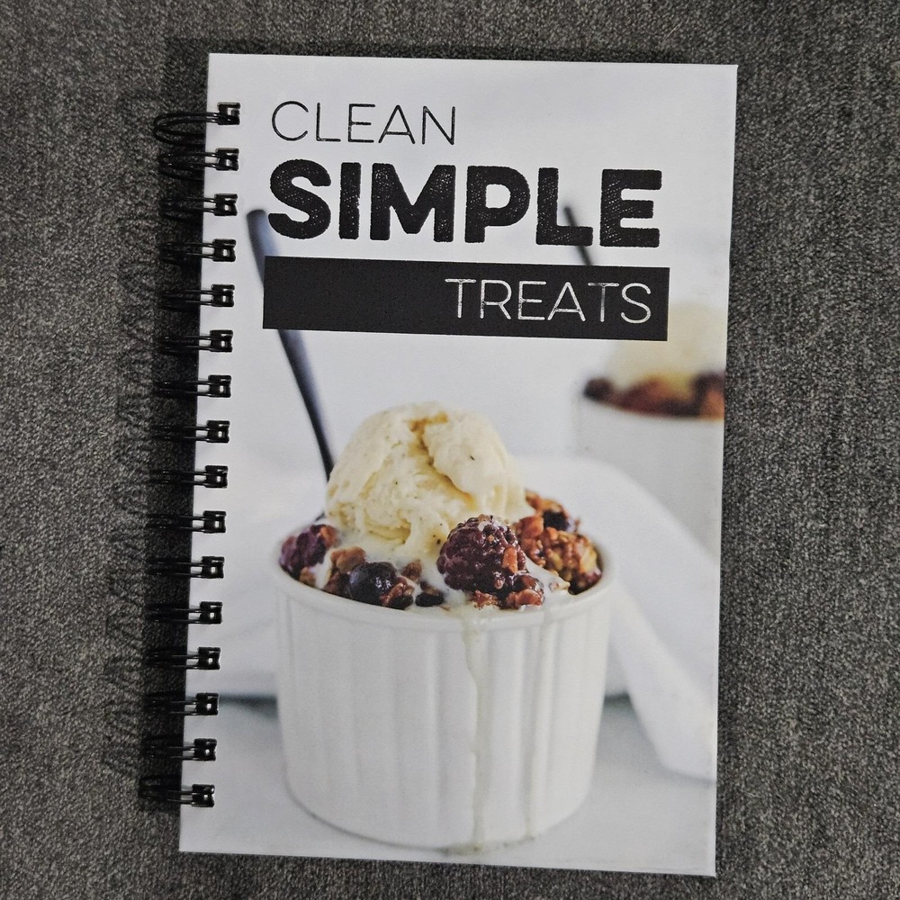 Clean Simple Treats by Erika Peterson - Hardcover Spiral Bound 2020